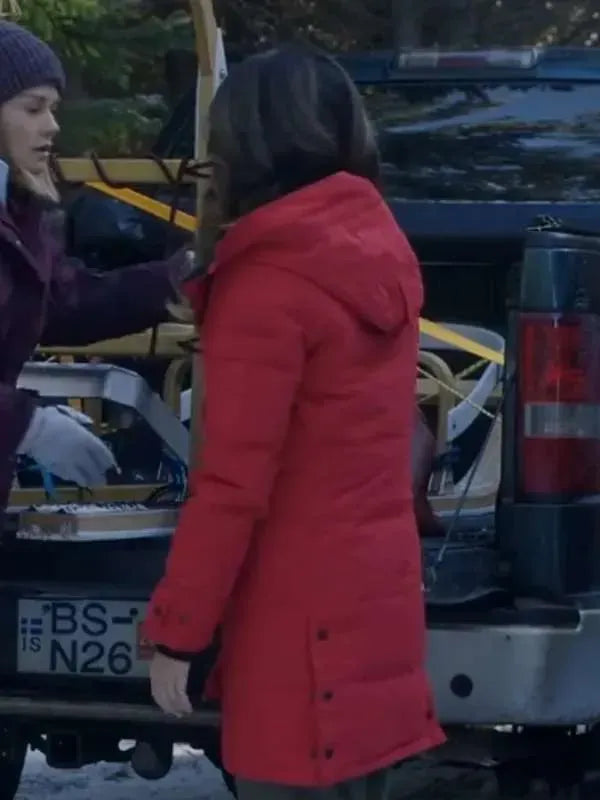 The Finnish Line 2024 – Nichole Sakura Red Hooded Jacket for Trendy Winter Fashion